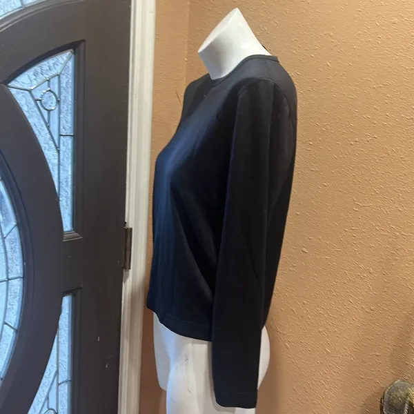 Patagonia black long sleeve top - Image 4