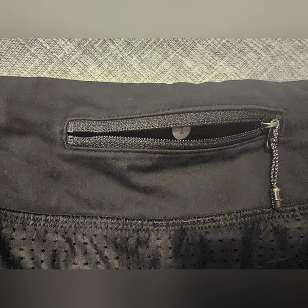Lululemon Short - Image 8