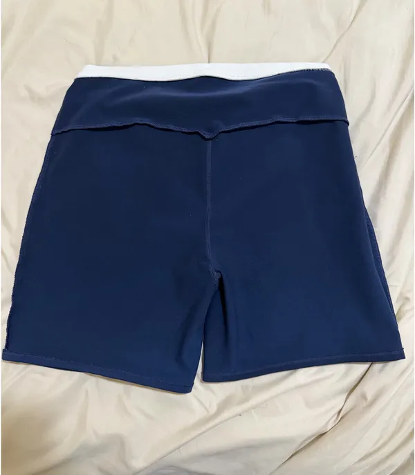 Alo Yoga Airbrush Shorts 5" - Image 5