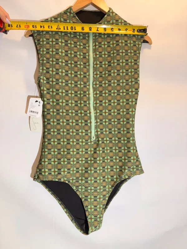 NWT Seea Regina Multicolor Zip Front High Neck One Piece Surf Suit Size L - Image 9