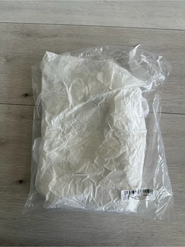 Pretty Little Thing Sequin Shaggy Mini Bag White OS NWT IN PACKAGE - Image 9
