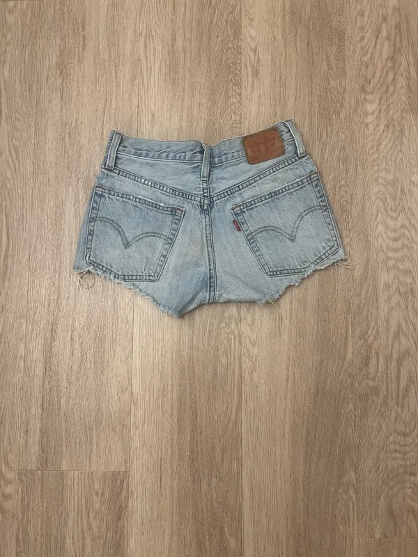 levi’s jean shorts - Image 2