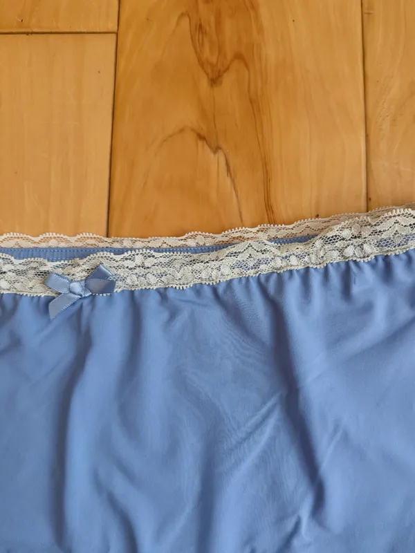 Edikted Sorely Light Blue Lace Detail Mini Skirt with Bow - Image 5