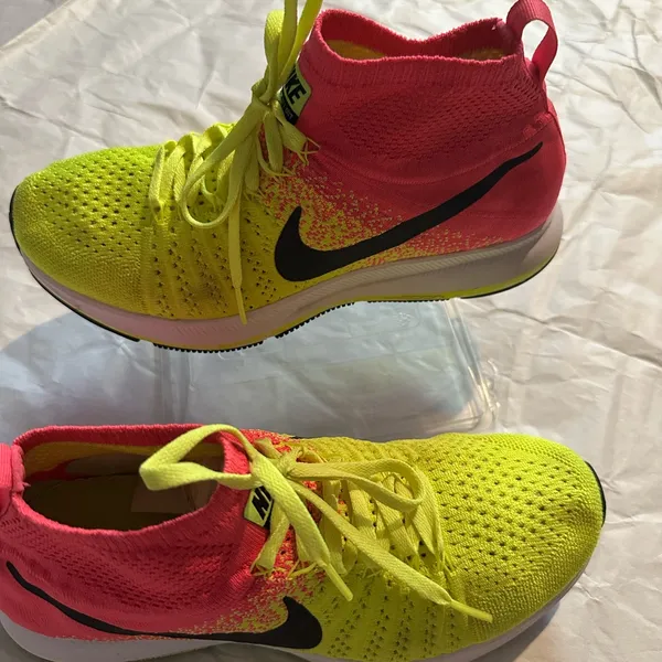 Nike Bright Pink and Lime Green Sneakers - Image 3