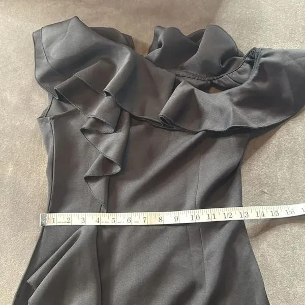 Women’s Black Off-Shoulder BodyCon Midi Dress with Ruffles Size S NWOT - Image 11