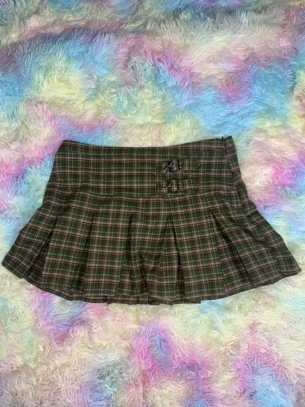 Forever 21 Plaid brown & green skater skirt - Image 3