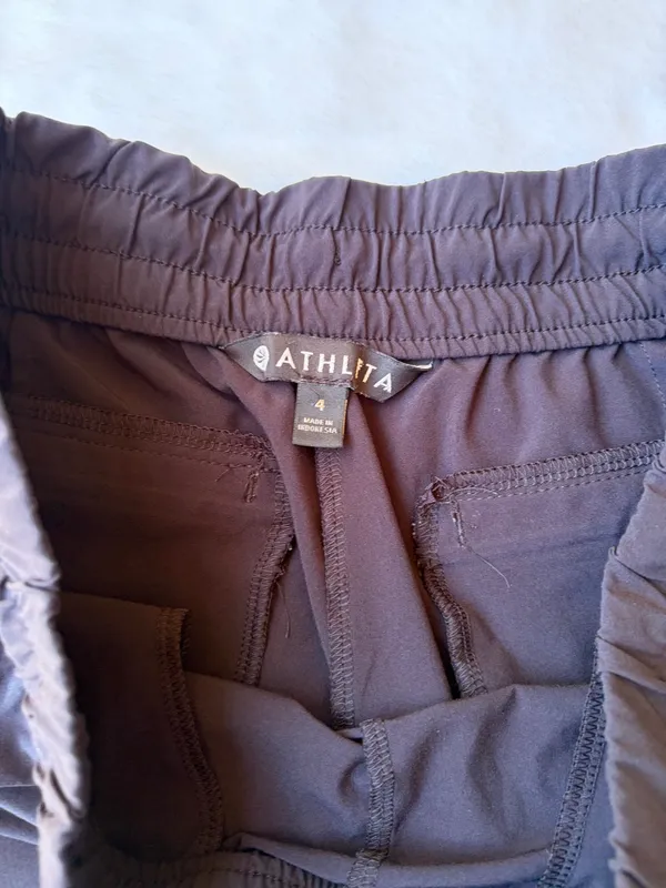 Women’s Athleta Shorts - Image 3