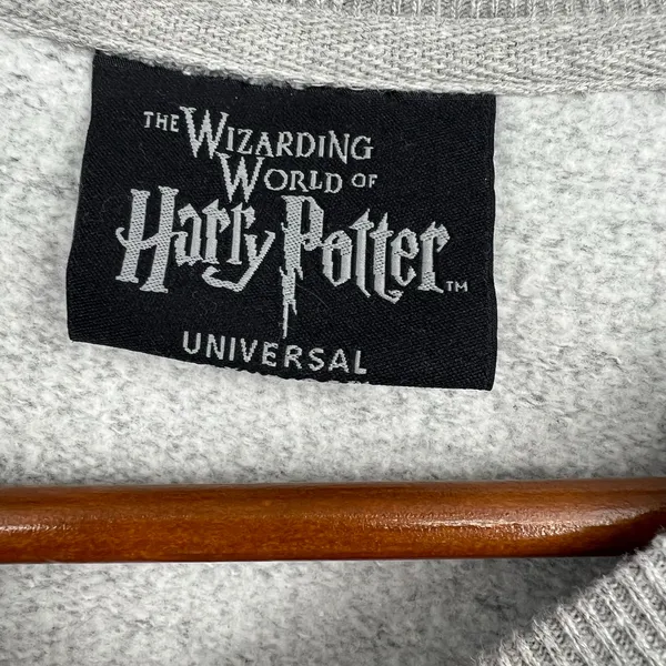 Harry Potter Sweatshirt The Wizarding World Universal Studios Gryffindor small - Image 5
