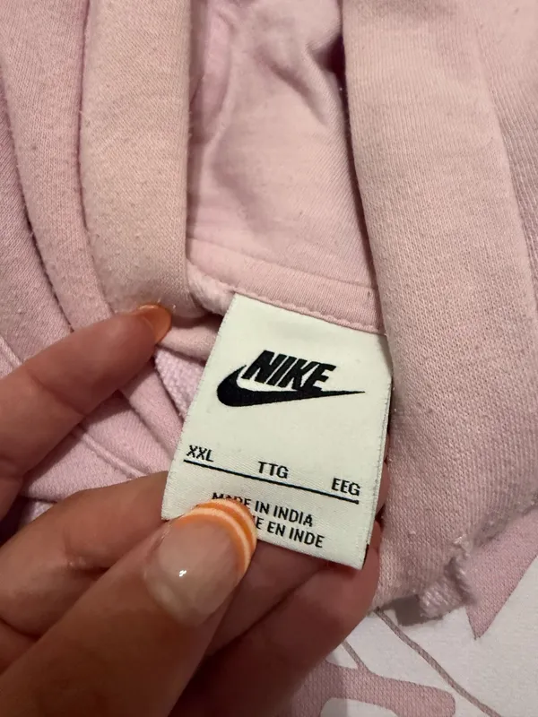 Nike Sweatshirt  - Image 4