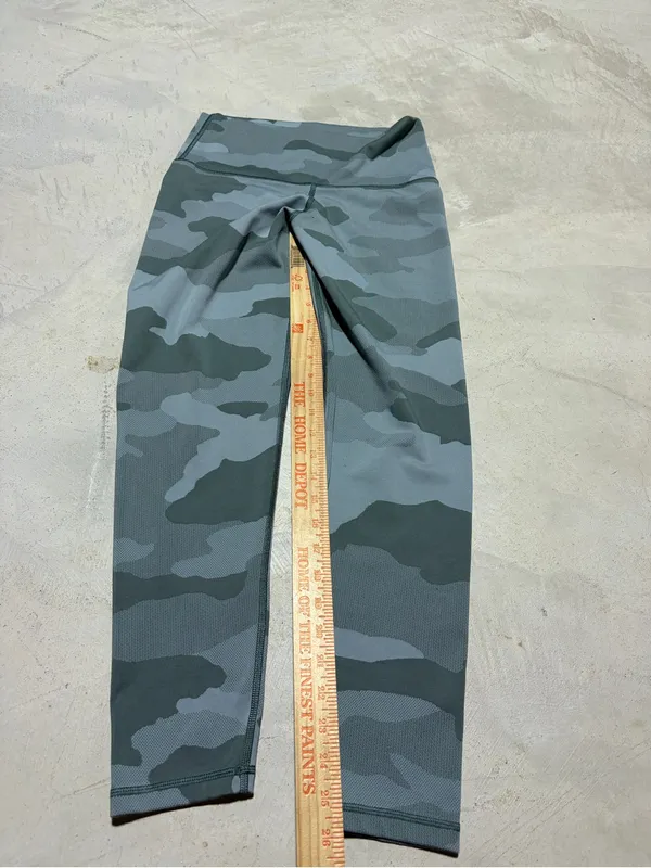 aerie chill play move Green Camo Leggings large - Image 2