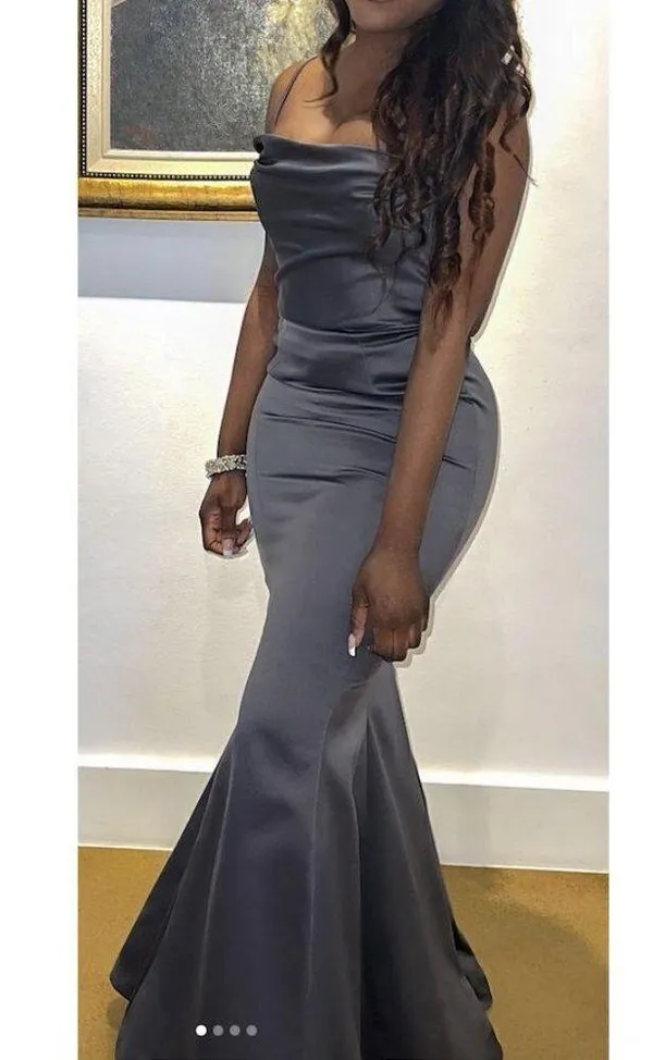 HOUSE OF CB Violette Satin Mermaid Gown in Dark Grey Size X-Small - Image 3