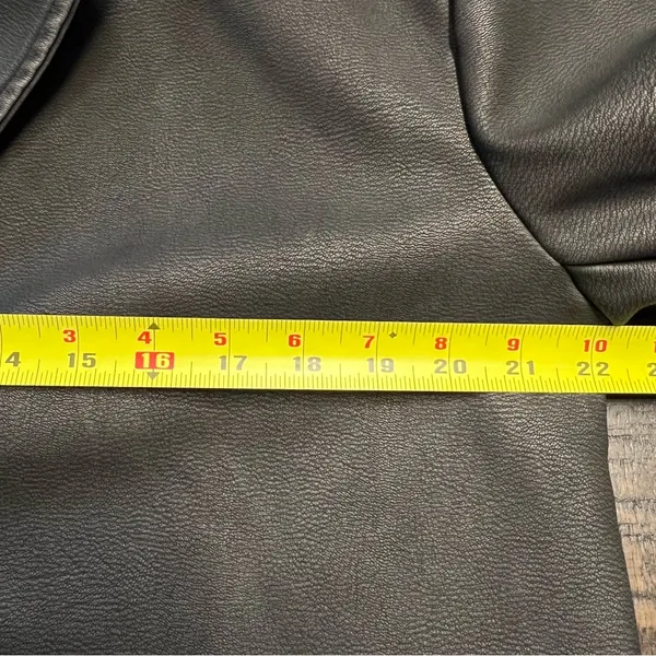 Urban Outfitters Oversized Faux Leather Blazer Jacket Size L Dad Grunge Punk - Image 6
