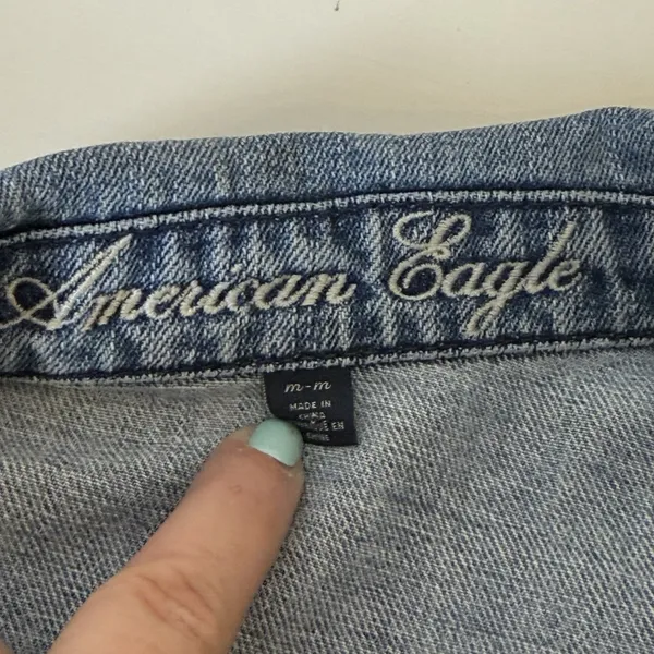 American Eagle Y2K Womens Size M Denim Button Front Cropped Jacket Casual 90s - Image 5