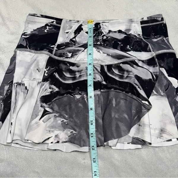 Lululemon Hit Your Stride Skirt - Image 12