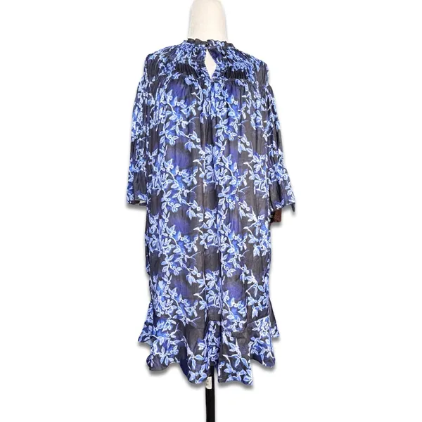 French Connection Blue Floral Smocked Keyhole Front Boho‎ Mini Dress Size Small - Image 2