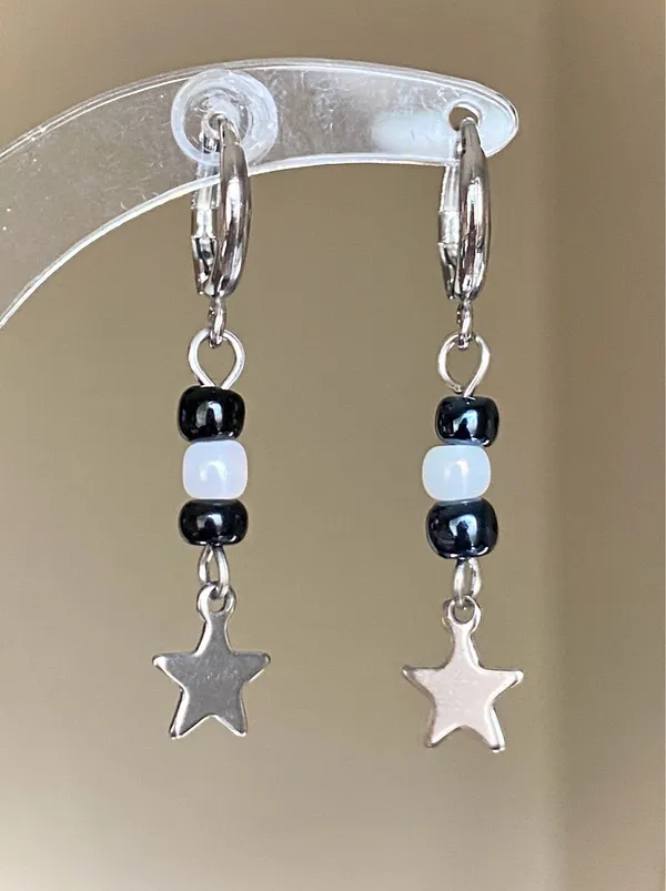 Handmade grunge fairy whimsical y2k star dangle earrings⭐️ - Image 5