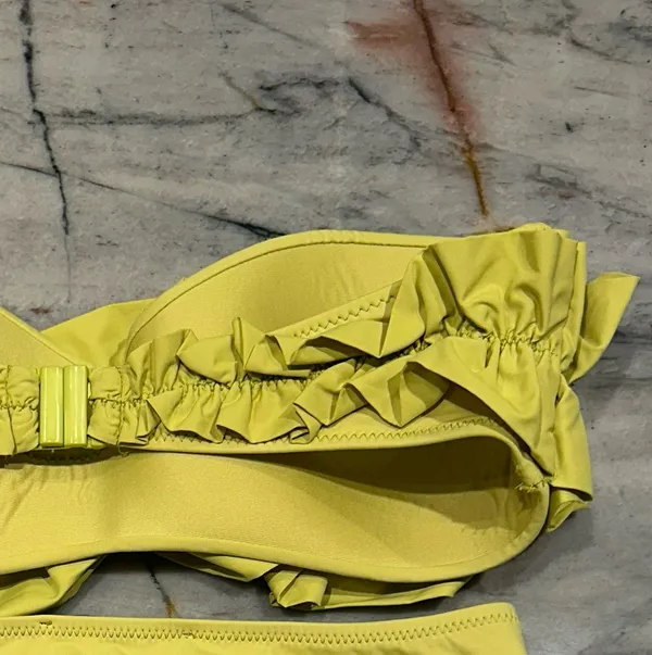 Zara Ruffle Swimsuit Top - Image 4