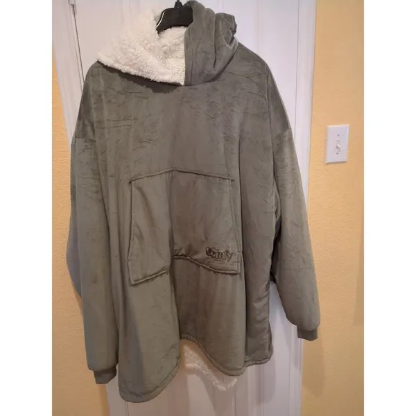 The Comfy Blanket Sweatshirt with Hoodie - Gray - Image 2