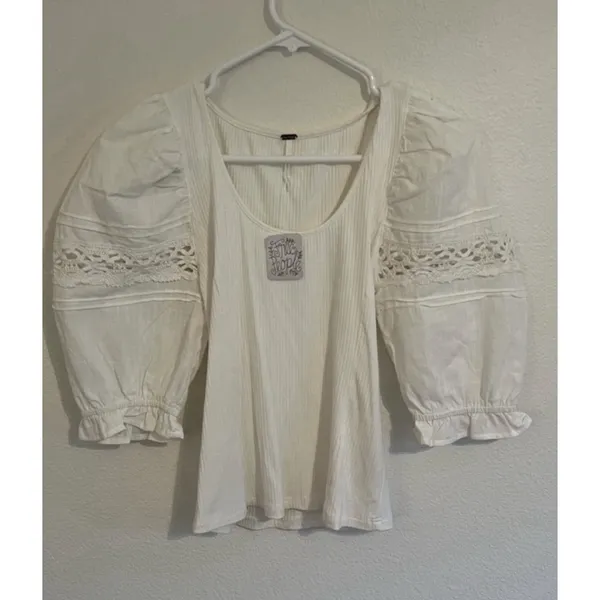Free People NWT $68 Something Special Top White Ribbed Knit Puff Sleeve Ruffle - Image 3