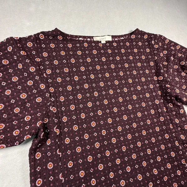 Loft Women Burgundy Floral Medallion Puff Sleeve Textured Blouse Size L - Image 2