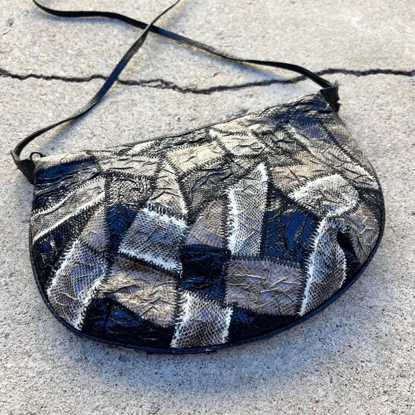 Vintage 90s Snake Skin Leather Small Zip Closure Small Crossbody Bag - Image 5