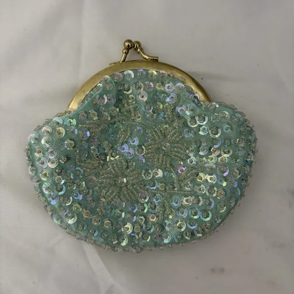 Coin purse bag Gold Kiss lock opening Satin Mint Green Sequins Vintage Fancy - Image 2