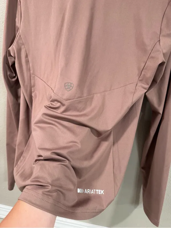 NWT ARIAT SOLVEIL 1/2 ZIP LADIES - Image 8