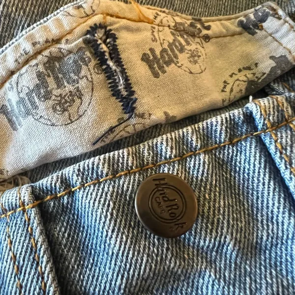 Hard Rock Cafe BALTIMORE Vintage 90s Denim Jean Jacket Save The Planet Medium - Image 8