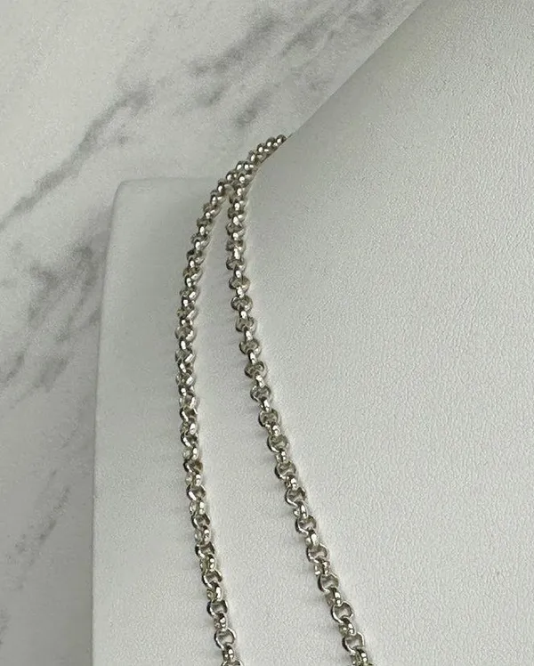 Chico's Layered Hammered Disc Rhinestone Silver Long Necklace ✨ - Image 8