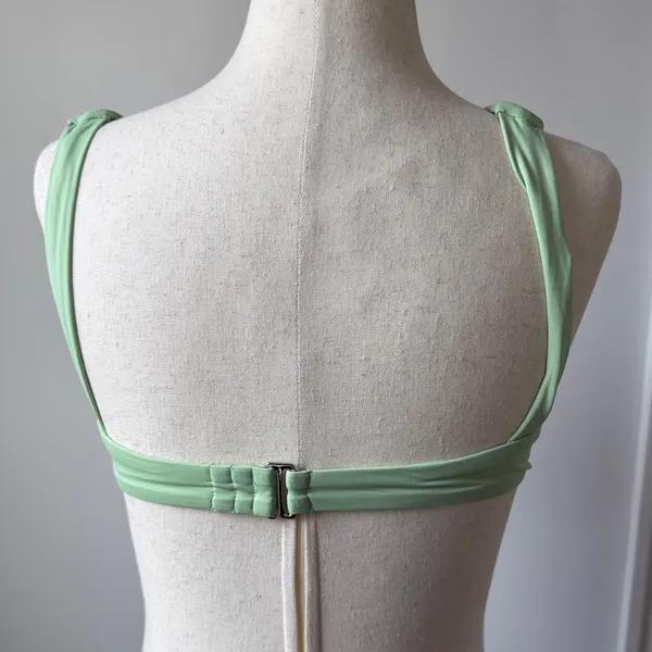SET Active Sage Green Underwire Bikini Top Medium - Image 3