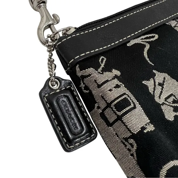 Coach Y2K horse & carriage pattern wristlet - Image 5