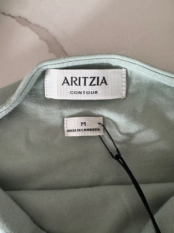 Aritzia Contour Bodysuit Size M NWT - Image 2