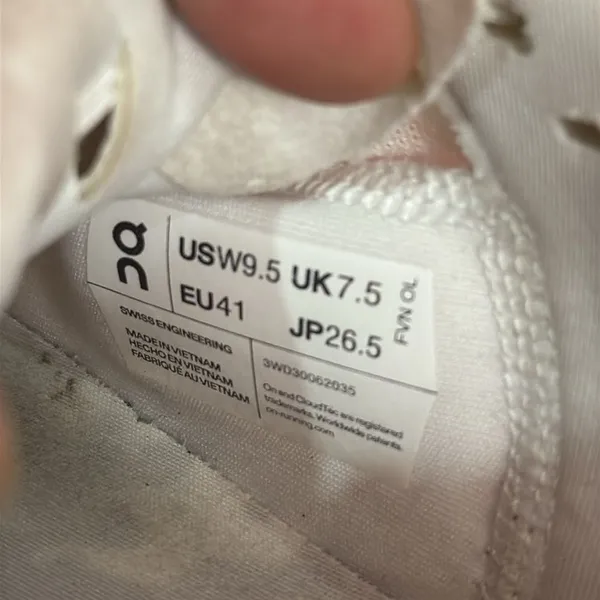 On Women's Cloudpulse White Athletic Sneakers Size‎ 9.5 - Image 9