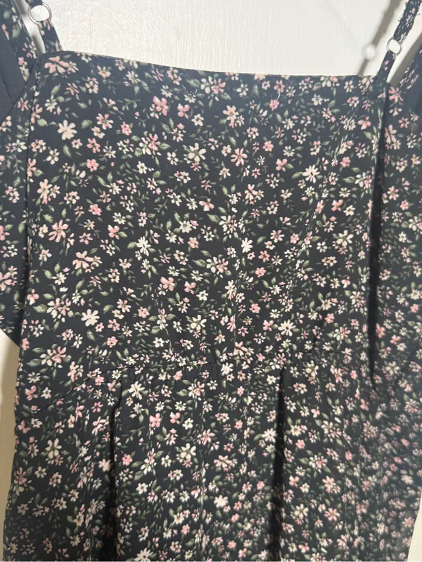 Hollister Black Floral Slip Dress with Pink and Cream Blossoms Small NWT - Image 7