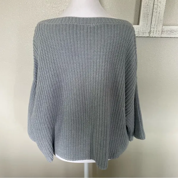 Free People Women's Light Blue Sweater - Image 3
