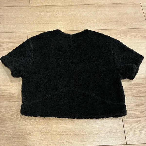 Lululemon Women’s Textured Fleece Embroidered Logo T-shirt Black Size 6 - Image 5