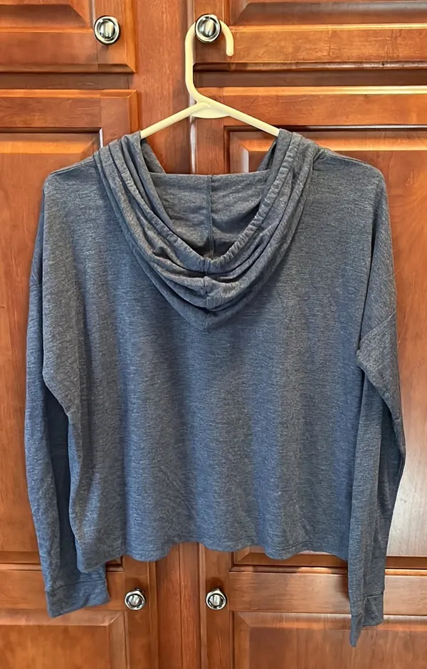 Marquette Cropped Long Sleeve Tshirt - Image 2