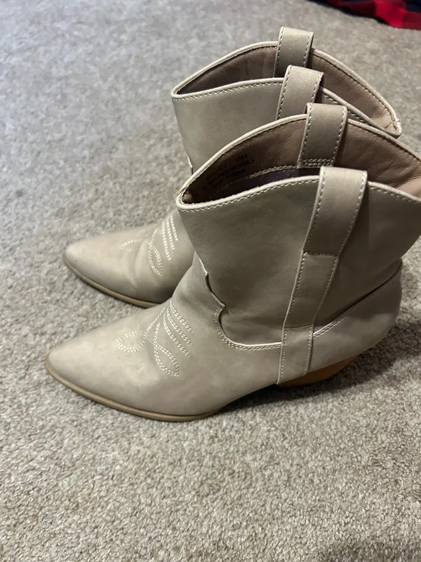 Rachel Zoe Cowboy booties - Image 5