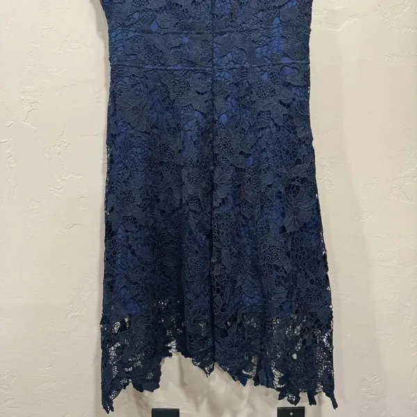 Kimilily Size Large Blue Lace MIDI Dress - Image 7