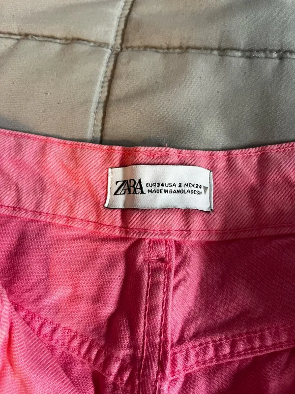 Hot Pink High-Waisted ZARA Jeans - Image 4