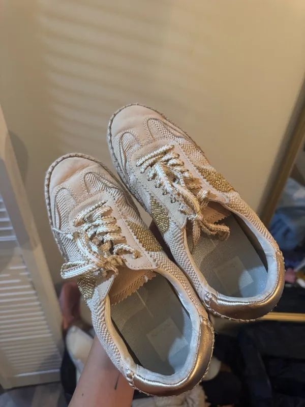 DV by Dolce Vita sneakers - Image 4