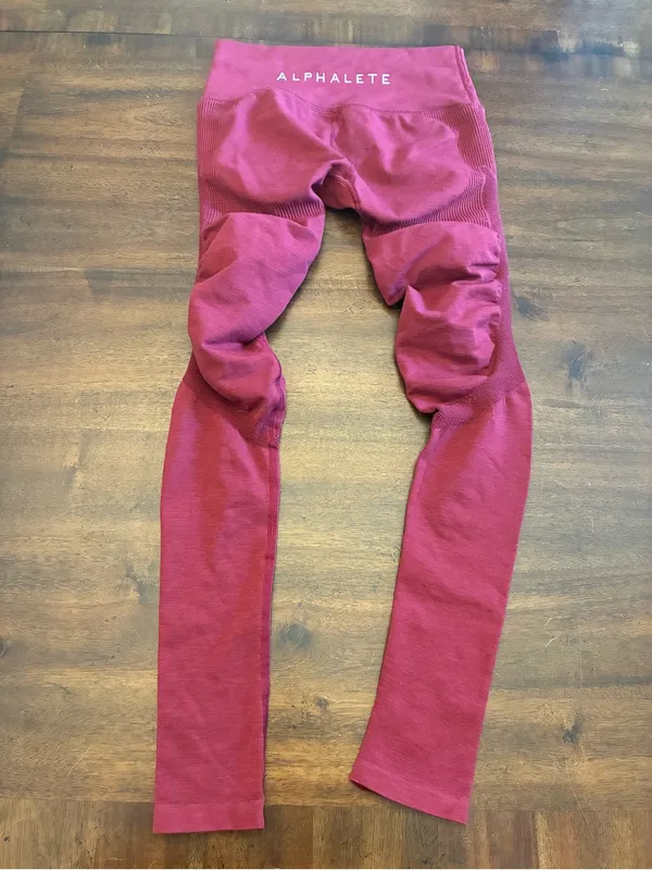 Alphalete Leggings Women’s Medium Red Burgundy Full Length Athletic Mild Pilling - Image 3