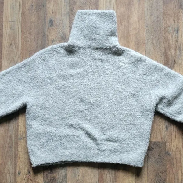 Aritzia Wilfred Free Quarter Zip - Image 2