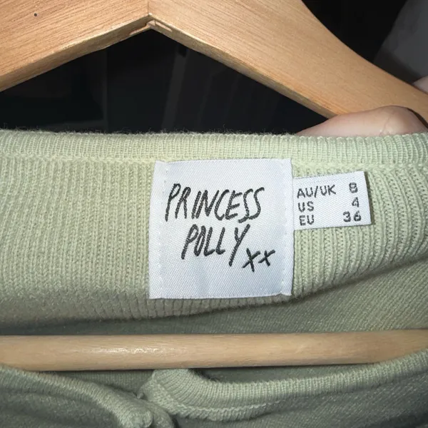 Princess Polly Michael Cropped Cardigan Top in Green - Image 3