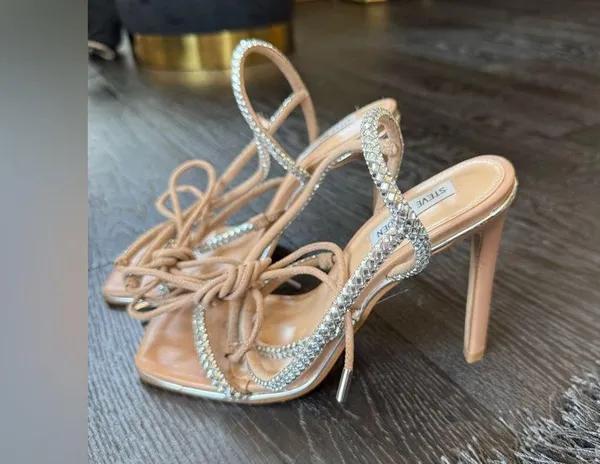 Steve Madden Tan Strappy Heels - Image 5
