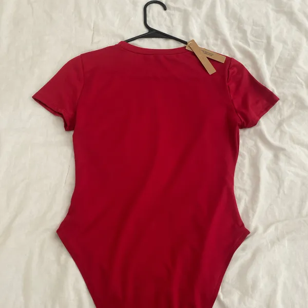 red bodysuit Size M - Image 2
