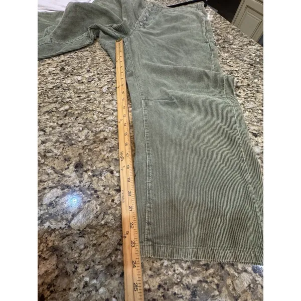 We‎ The Free People Green Button Fly Cord Barrel Leg Pants Size 33 - Image 10