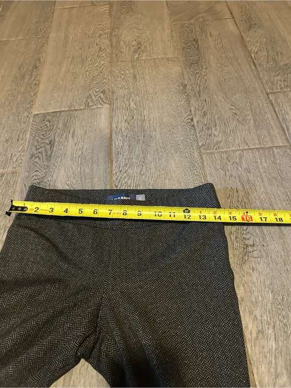 Old Navy black stevie skinny pants - size xs herringbone pattern - Image 6