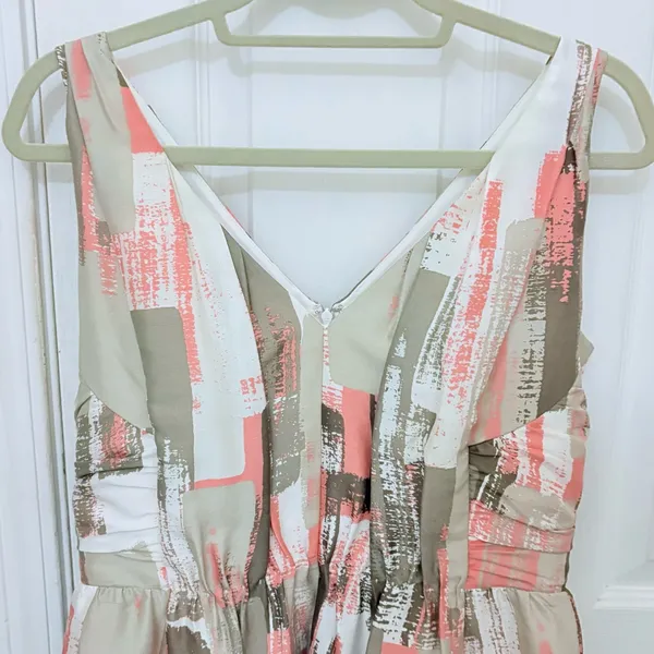 Banana Republic 100% Silk Abstract Print Sleeveless Fit and Flare Dress - Image 6