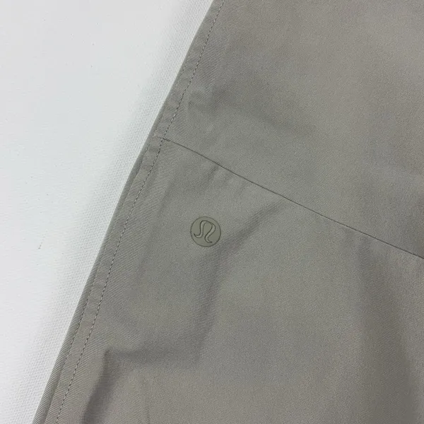 Lululemon Jogger Pants Womens L Gray Drawstring Elastic Waist Travel Pockets - Image 3